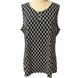 BY Design XL Black White Geometric Sleeveless Top Silver Ring Detail NWT